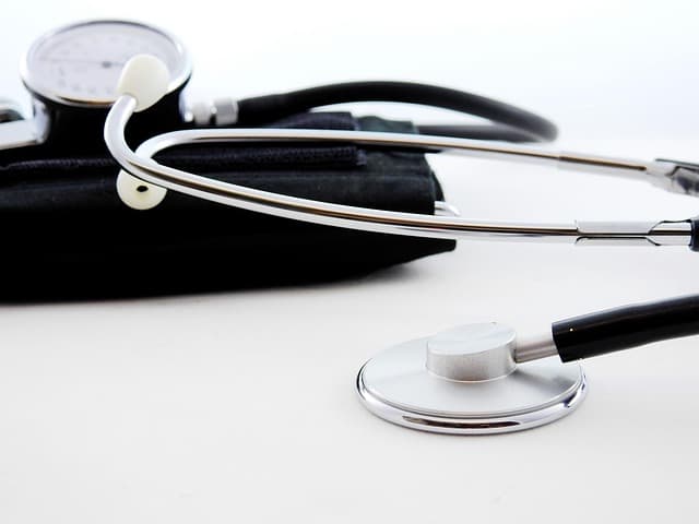Les critères essentiels pour choisir le meilleur matériel médical