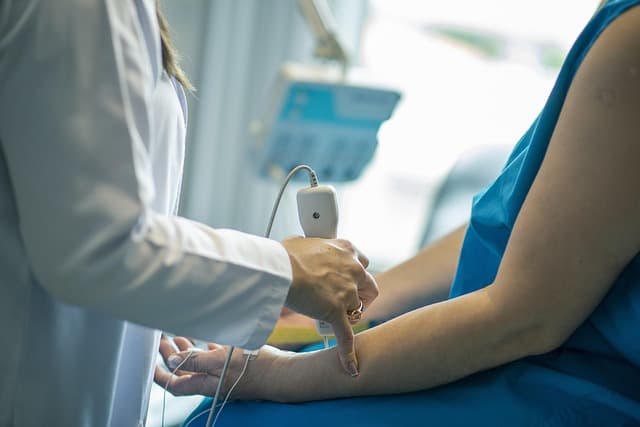 Meilleur matériel médical à avoir chez soi : Top 5 essentiel